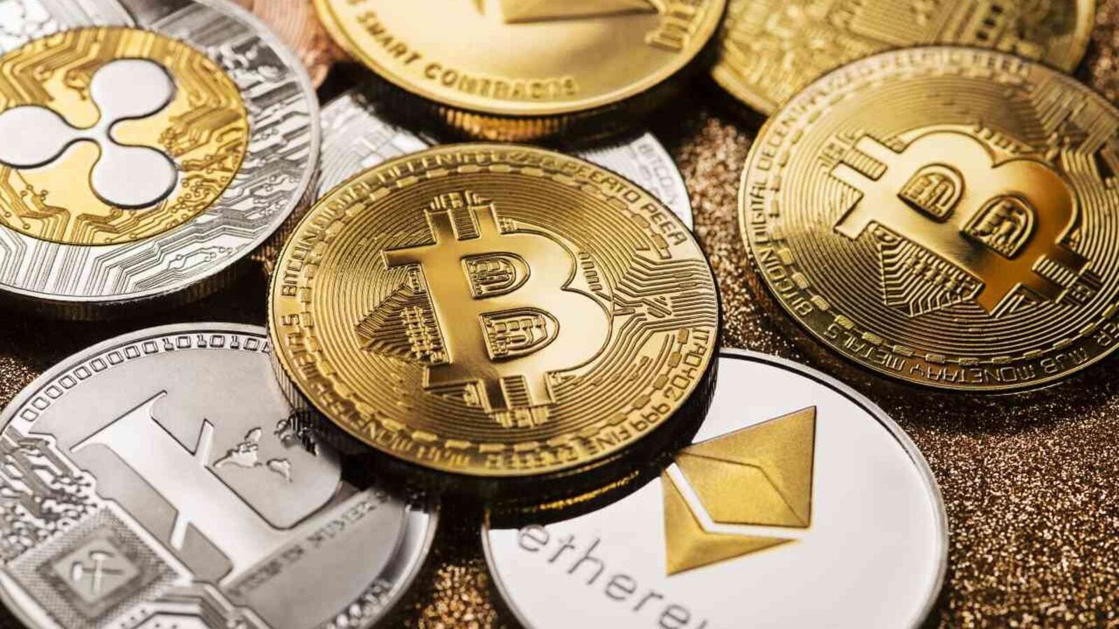 JUST IN : Bitcoin price holds above $110,000; Ether, Solana, other crypto prices rally as DeFi lending surges